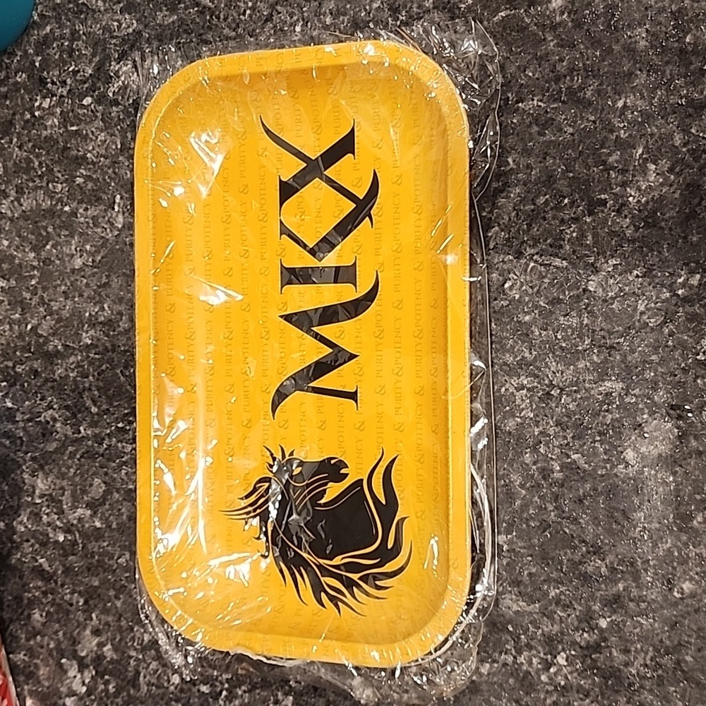 MKX rolling tray 6x10in NEW
